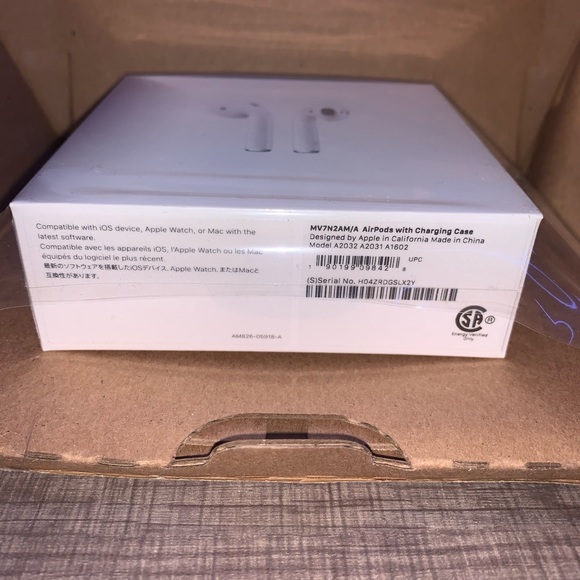 Apple AirPods Gen 2 w/ Wireless Charging Case - Picture 4 of 5